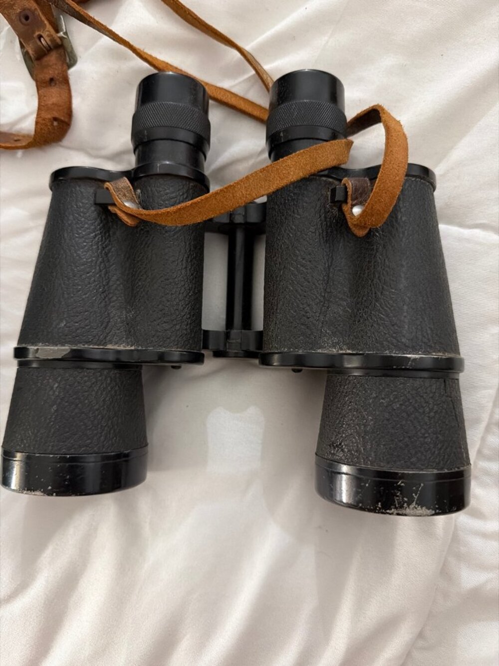 Vintage Occupied Japan Binoculars w/ Leather Case